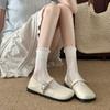 Neue chinesische Mary Janes mit dickem Absatz, französisch, 2025 neu, Frühling und Herbst, leicht ausgeschnitten, zum Rock, vielseitige Einzelne Schuhe zum Hineinschlüpfen