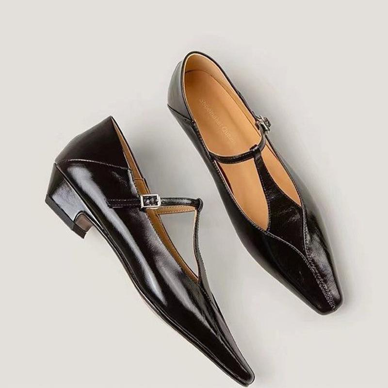 Модные туфли с острым носком для женщин — фото 2