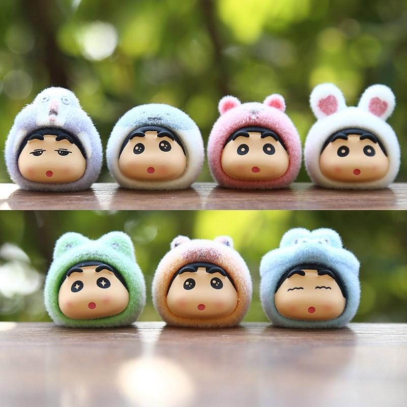 Chan Crayon Shin Animal Dress Up Toy Room Decoration Micro Landscape Ornament