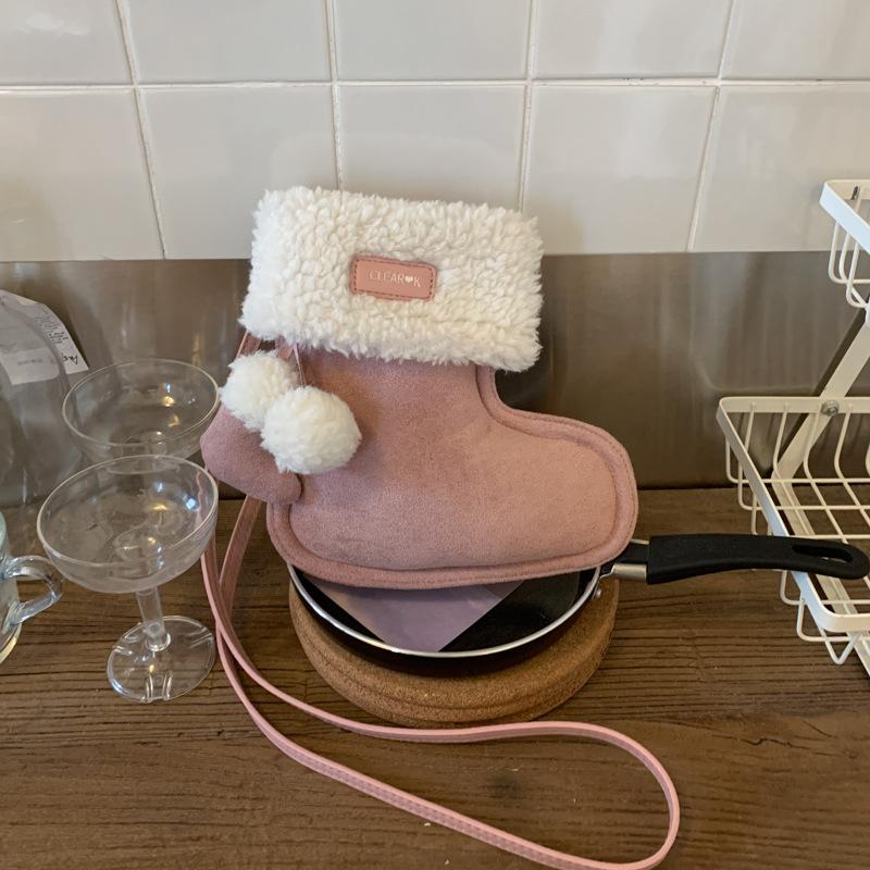 Cute Boots Bag Women's Autumn and Winter 2025 New Trendy Retro Suede Mobile Phone Bag Versatile Messenger Plush Bag