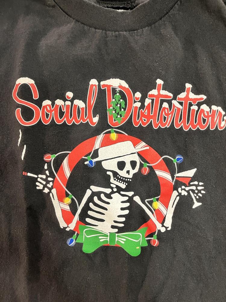 Hot!!! Social Distortion Christmas Holiday T-shirt unisex BO124 Unisex T-Shirt S
