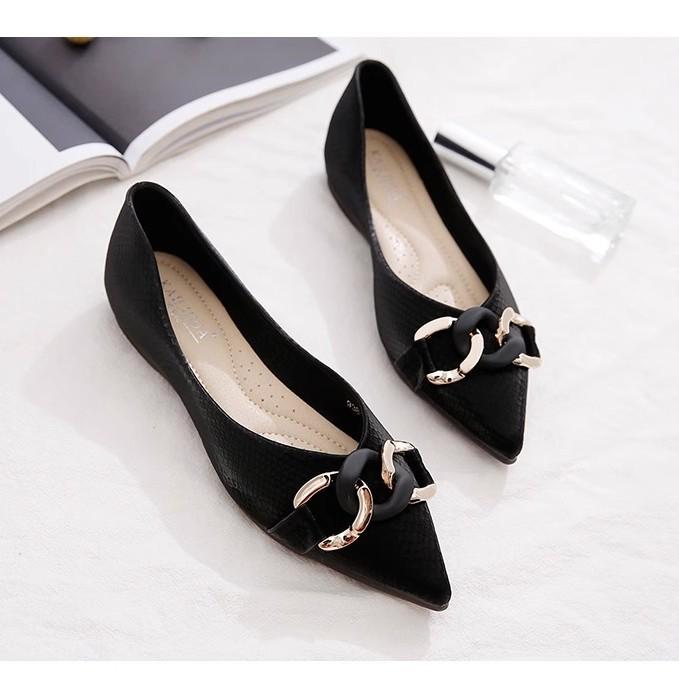 

2025 pointed head shallow mouth soft leather single shoes women s flat shoes 2025 new summer women s shoes work shoes soft sole beans 41 чёрный