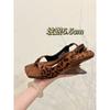 Deckenleopardenmuster! Temperament quadratischer Kopf Wildleder Wort mit Keilabsatz Sandalen Damen Sommer offene Zehenseite leer Sandalen