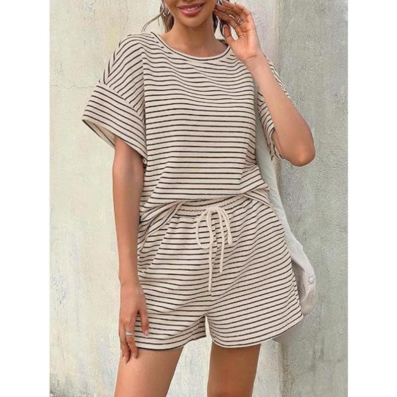Women Striped Two Piece Outfit, Short Sleeve Top and Shorts Set, Fashion Casual Outerwear Summer Matching Suit