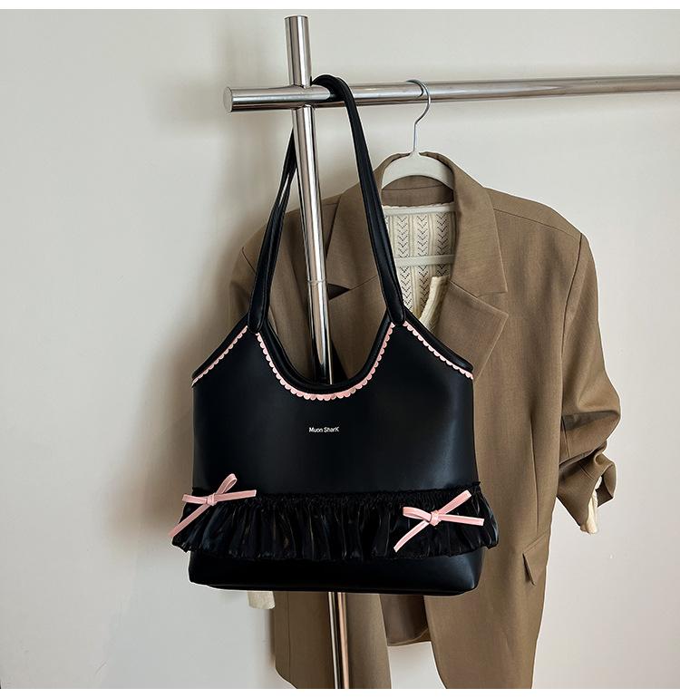 

Fashion ballet style butterfly underarm bag women s 2025 new niche design shoulder bag large capacity tote bag чорний