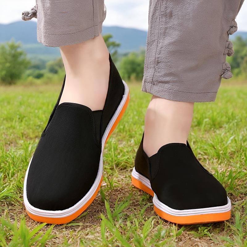 Handmade Old Beijing Rubber Sole Cloth Shoes with Breathable, Wear-Resistant Thousand-Layer Tire Soles