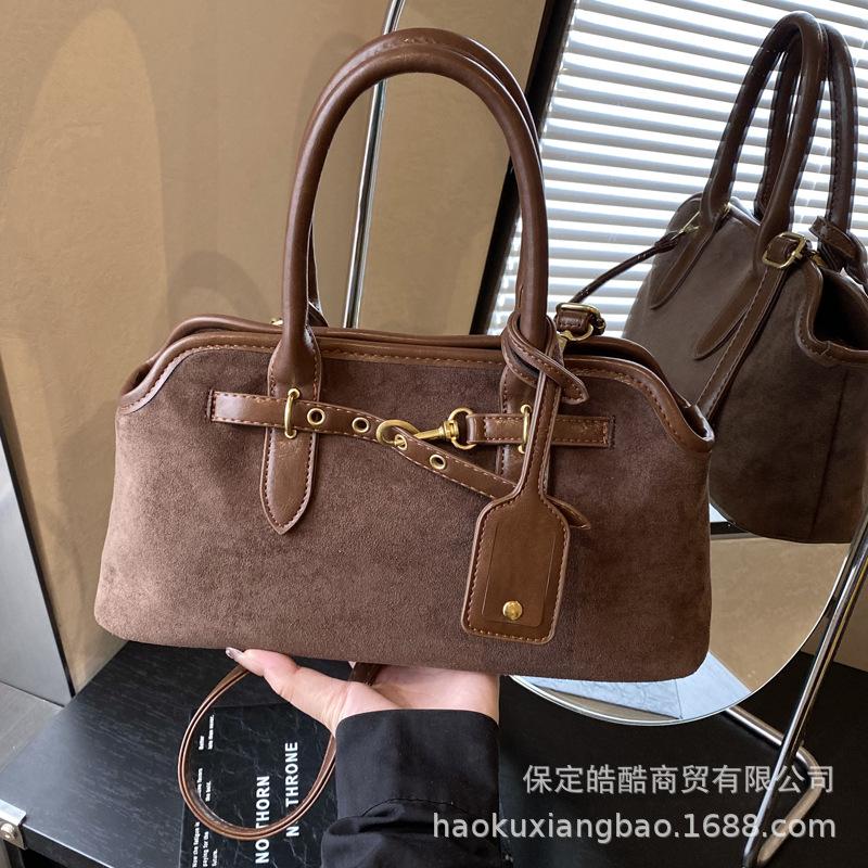 Large capacity bag women's autumn and winter retro 2025 new casual messenger bag versatile portable work commuter shell bag