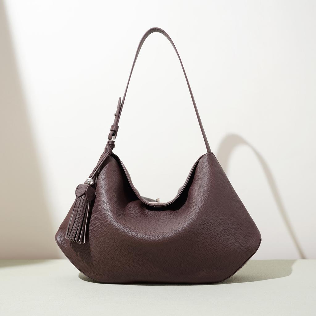 2026 New Genuine Cowhide Tote Bag Large Capacity Shoulder Bag for Women Stylish Axillary Bag