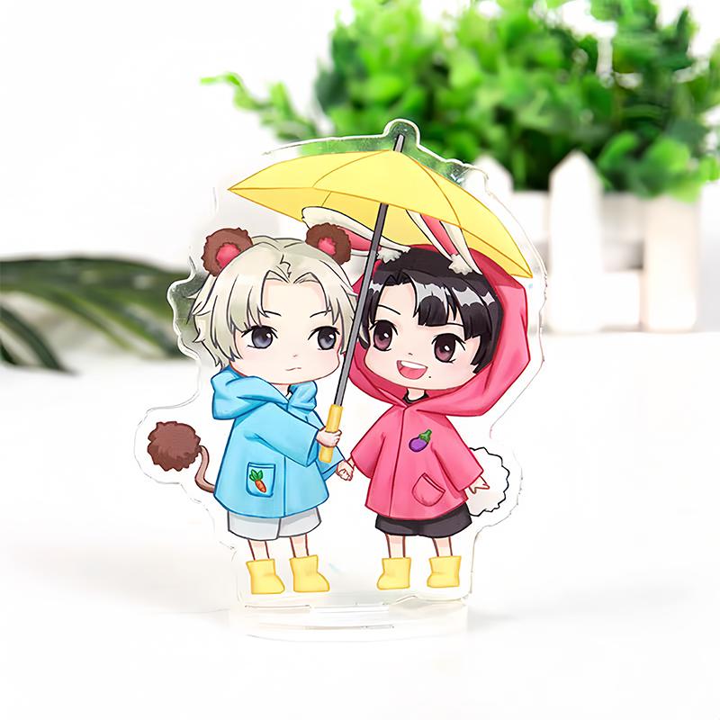 Wholesale Custom Acrylic Photos Key Chain Fashion Anime Cartoon Figures Stand