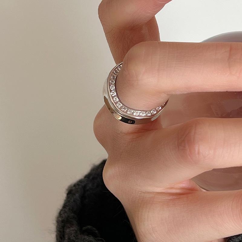 925 Geometric Stylish Silver Ring With Irregular Design And Pearl For Trendy Women Gifts