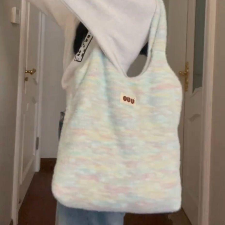 Niche design autumn and winter girly plush knitted shoulder large capacity tote bag lazy wind vest