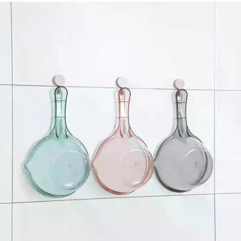 1Pcs Household Creative Water Ladle Wrestling Not Broken Transparent Water Scoop Thickened Plastic Water Spoon Kitchen Utensils