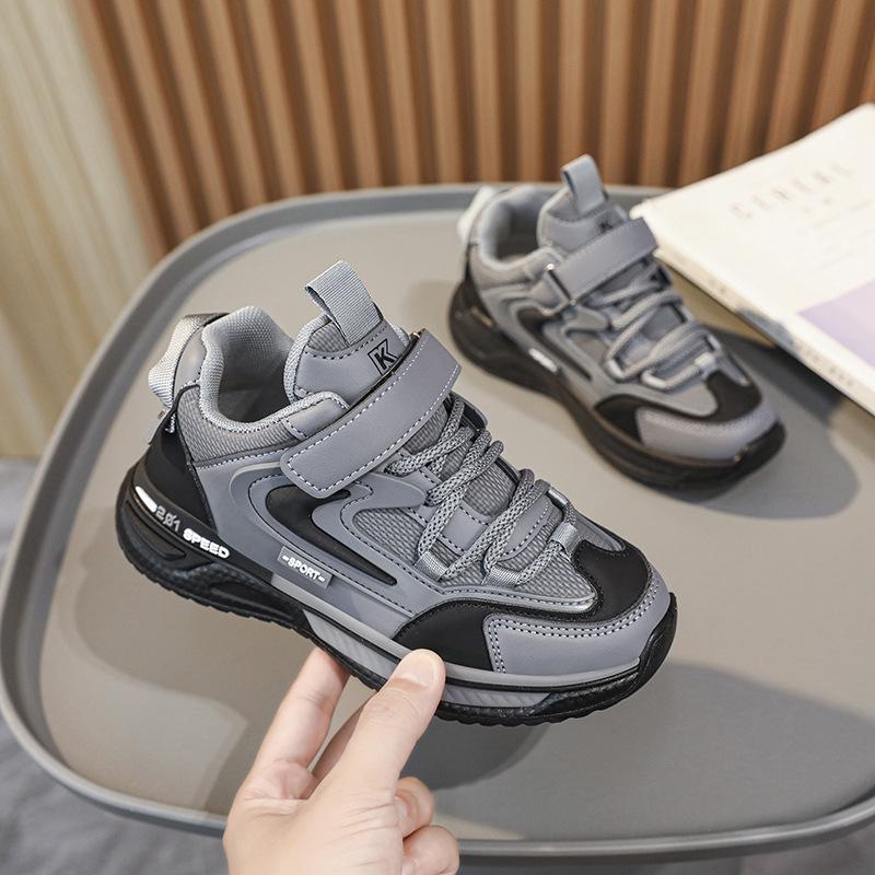 Boys Shoes Spring and Autumn Leather Surface 2025 New Breathable Sports Shoes Children's Popular Dad Shoes Middle and Older Children's Running Shoes