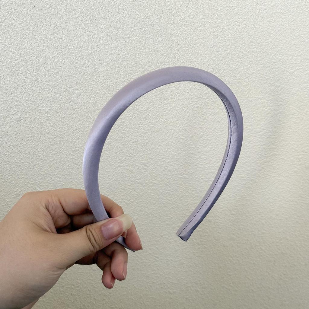 Versatile Satin Thin-Edged Anti-Slip Headband for Women - High-End, Everyday Wear, Face Washing Hair Clip.