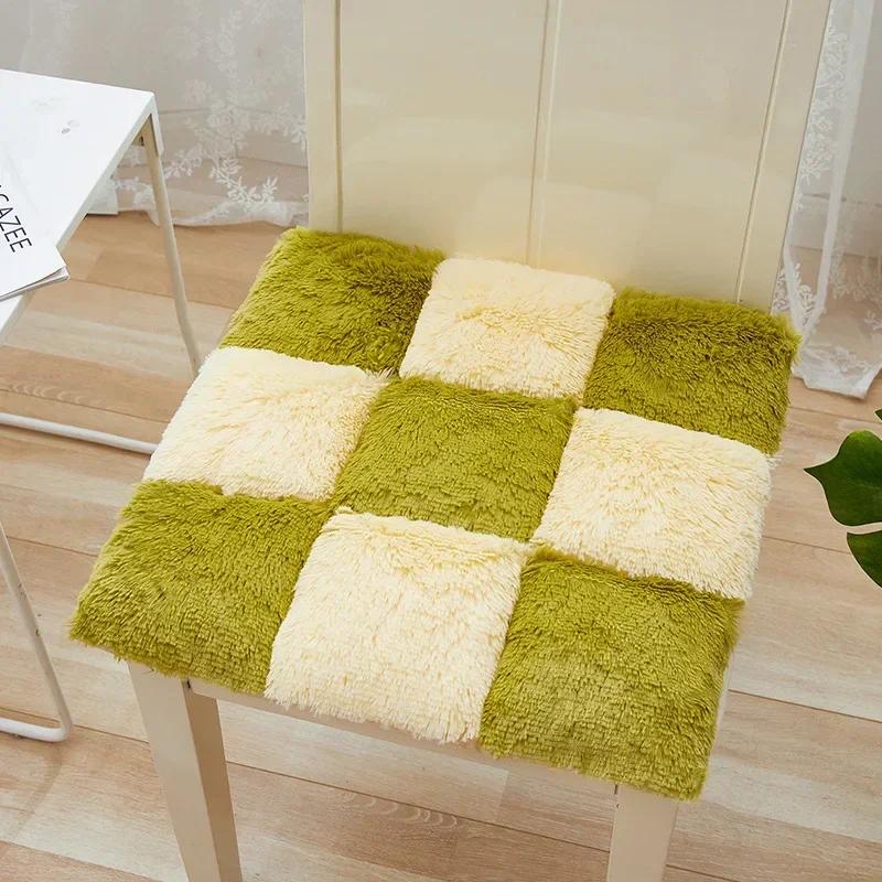Thickened Seat Cushion Winter Plush Plaid Office Chair Cushion Thick Soft Floor Cushions Anti Slip Car Seat Mat Home Decor