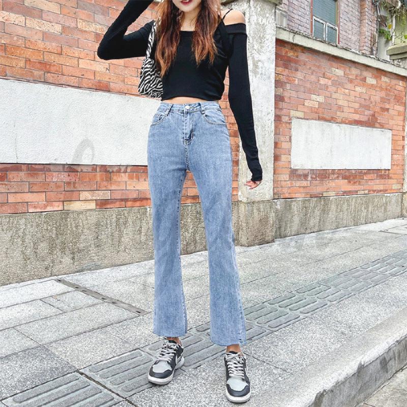 

Women s High-Waisted Slimming Black Micro-Flare Petite Cigarette Jeans 30
