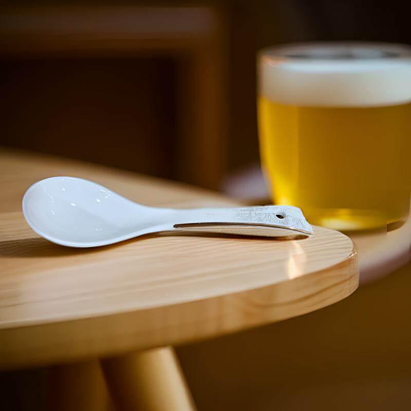 Luxury Gold Rim Bone China Tableware Set: Elegant Ceramic Plates, Bowls, and Dishes for Home and Hospitality Use