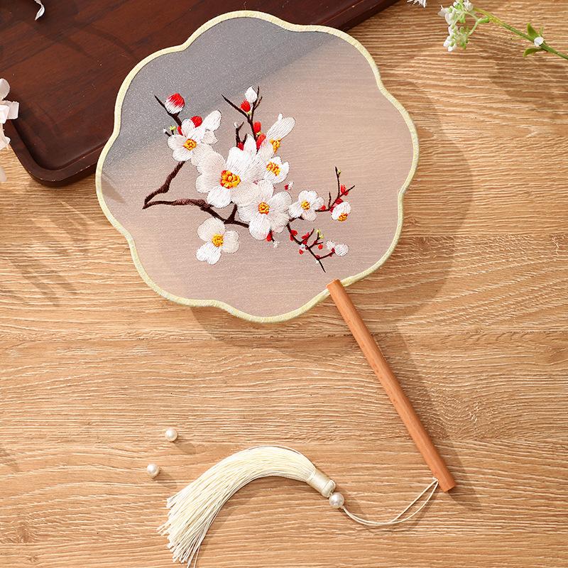 With Tassels Pendant Silk Fan Floral Pattern Tuan Fan Chinese Style Embroidery Fan  Home Decor