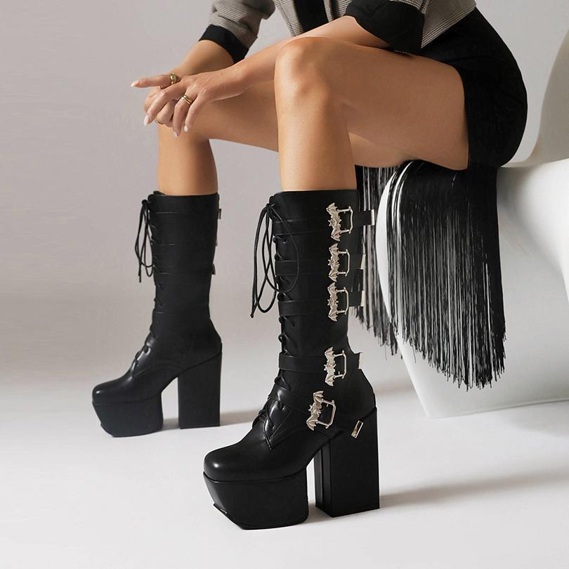 Nadměrná velikost Pět řad kovová přezka netopýr Punkový styl Dámské motorkářské boty Čtvercová špička Platforma Šněrovací Zadní zip Ke kolenům