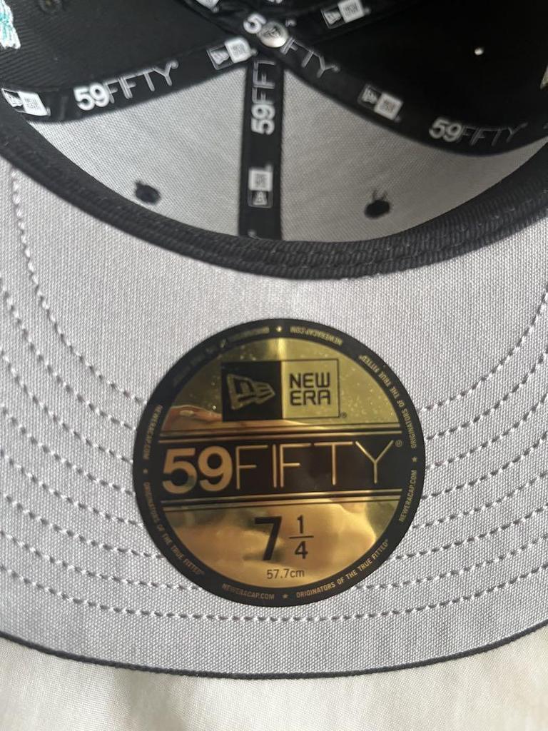 [USED] Supreme New Era Cap