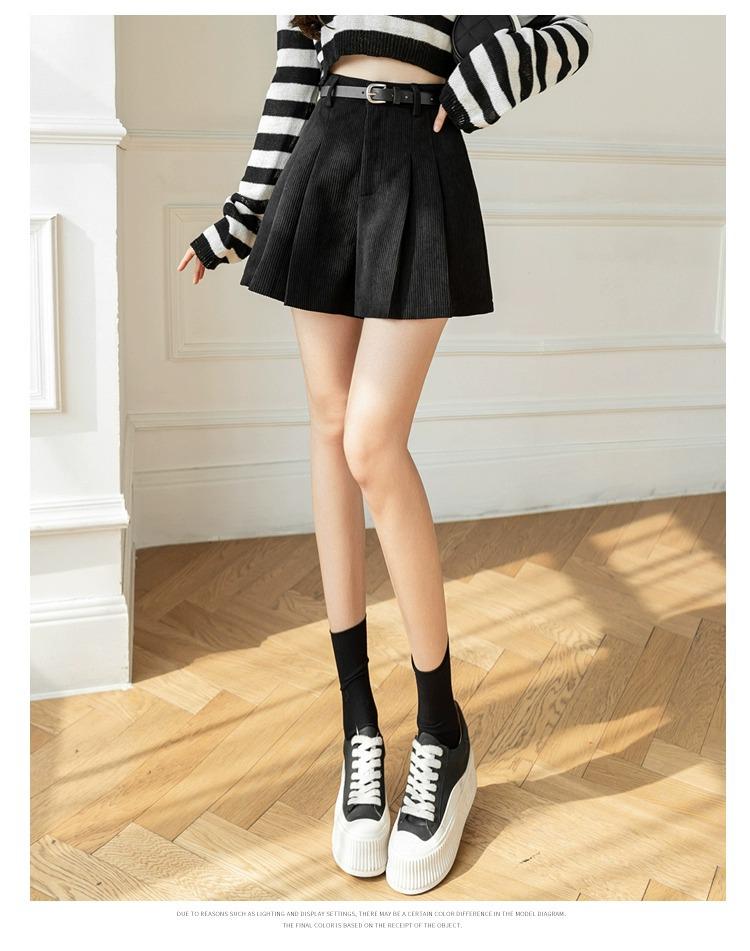 Women's High Waist Corduroy A-line Pleated Culottes Winter Shorts 2024