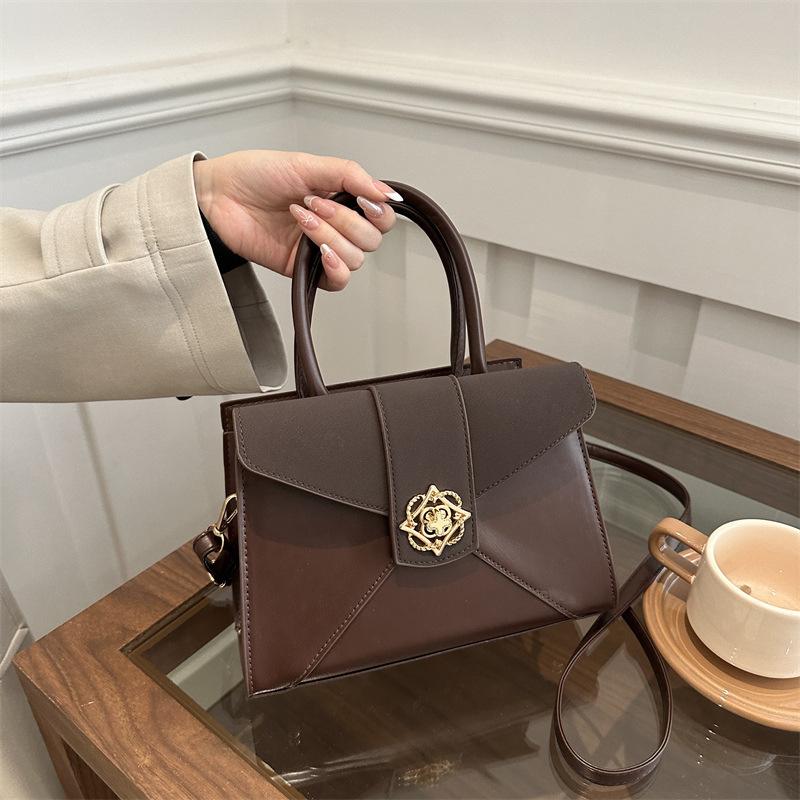 Fashion Lock Portable Small Square Bag Women's 2025 New Light Luxury Versatile Shoulder Bag Simple Messenger Bag
