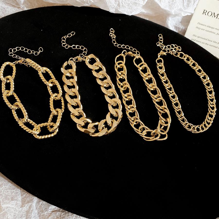 

Elegant Four-Piece Metallic Chain Bracelet Set for Women - Stylish, Versatile, High-End Jewelry
