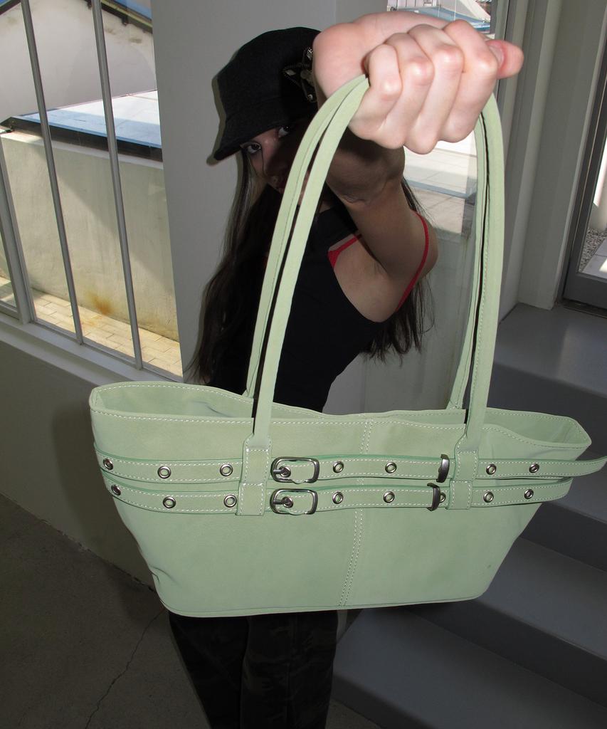 Yeomim Mini Belted Boat Bag (Avocado)