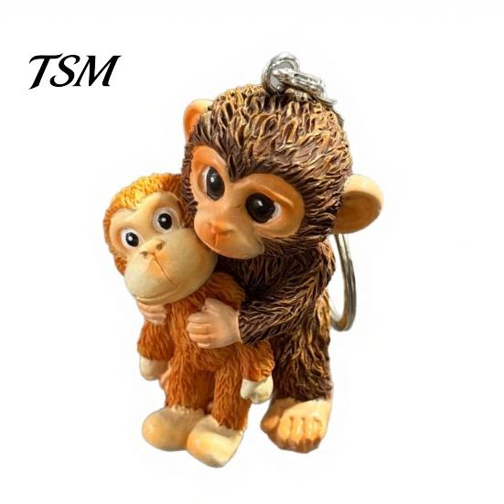 Small Monkey Lover Gift 3D Punch Keychain, Protect The Hanging Ornament, Orangutan Plush Toy Accessory Cute Resin And Keyring for Backpack Purse