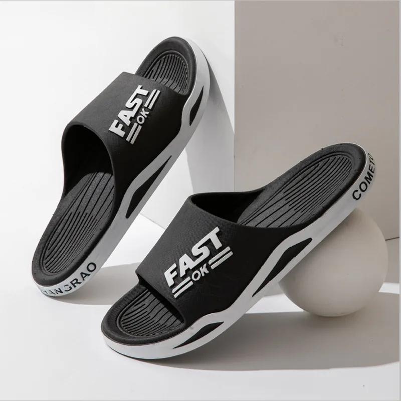 

2025 New Men Slippers Fashion Soft Sole Men Flip Flops Outdoor Sporty Style Open Toe Sandals Man Home Bathroom Slippers Big Size 36-37