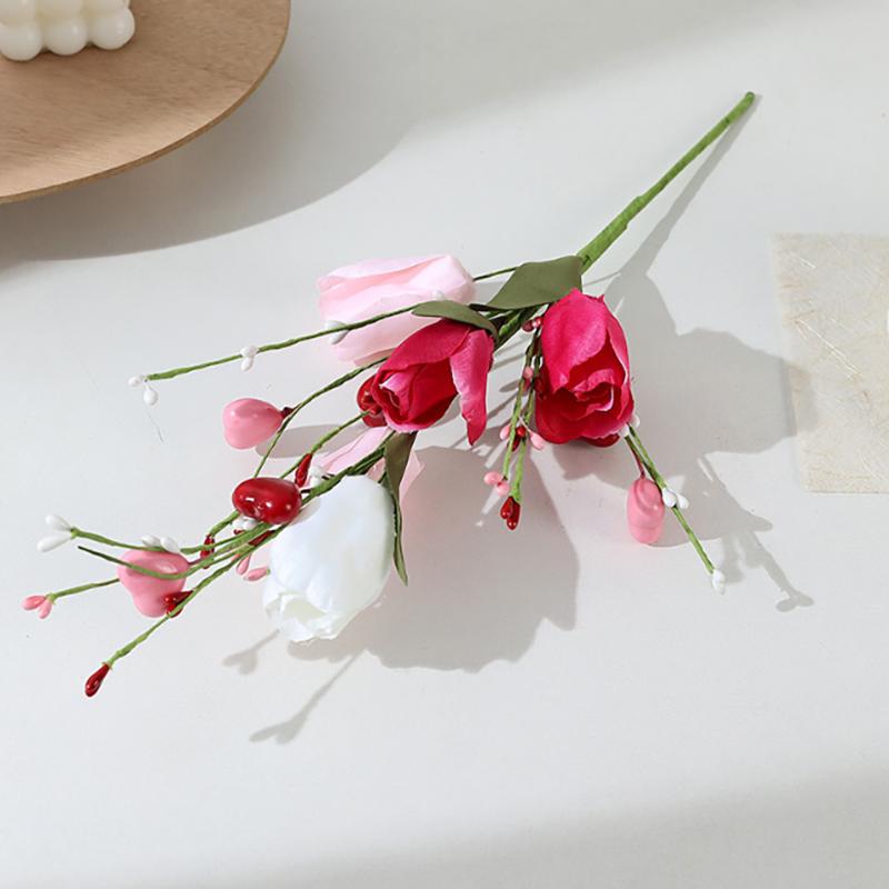 

1Pcs 43cm Artificial Tulip Berry Flower Head Rose Bouquet Valentine s Day Party Home Decoration New Year Wreath Wedding Decor 1Pcs