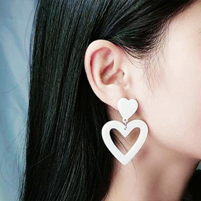 Yousheng 1 Paire Boucles d'Oreilles Pendantes Cœur Creux Mode Femmes Filles Boucles d'Oreilles Acryliques Couleur Bonbon Légères Boucles d'Oreilles Pendantes Double Cœur