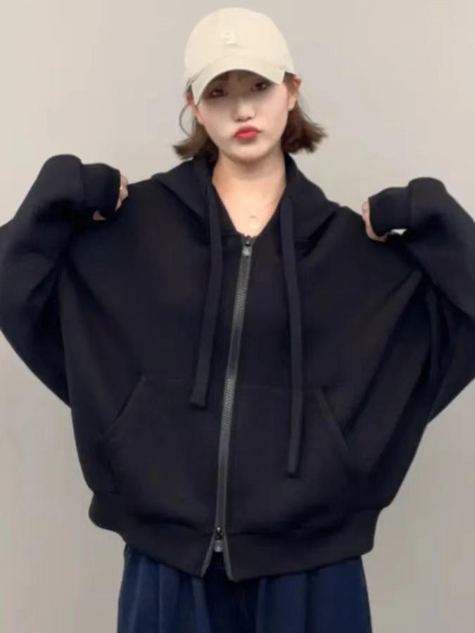 

Женская осенняя куртка-бомбер с капюшоном для миниатюрных - короткий кардиган на двойной молнии. Large