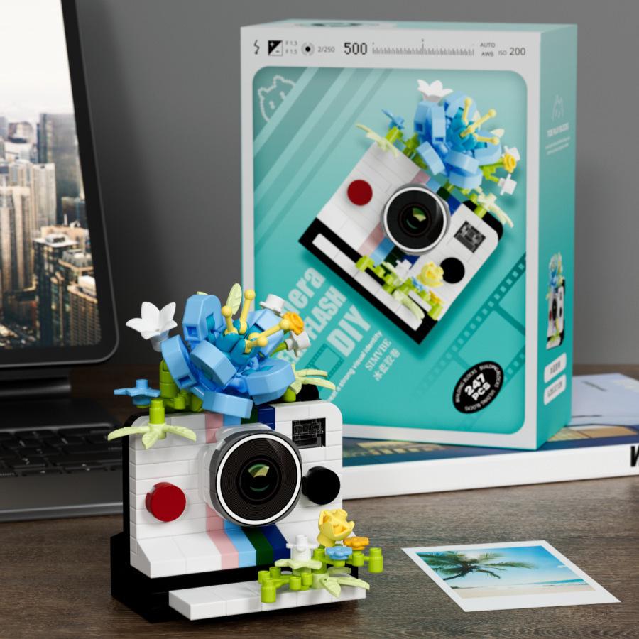 LEGO-Compatible SLR Camera Flower Building Blocks - Creative Educational Toy for Children and Trendy Decor Gift