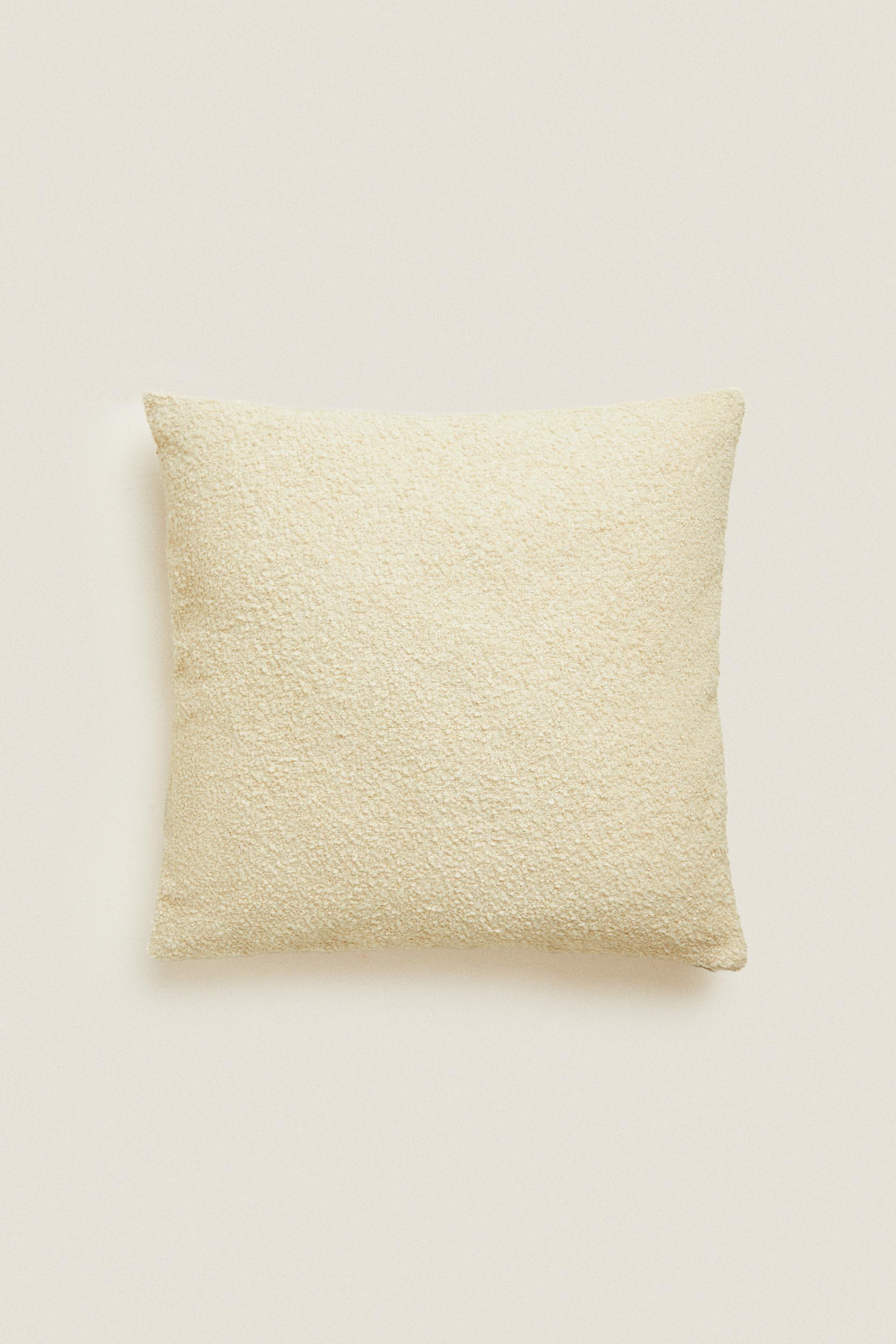 

ЧЕХОЛ НА ПОДУШКУ БУКЛ