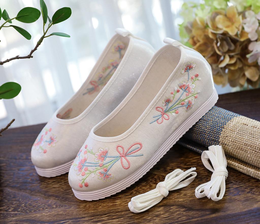 Fashion Inner Height Increasing Wedge Shoe Women Ethnic Style Retro Chinese  Round Head Hanfu Wedding Shoes