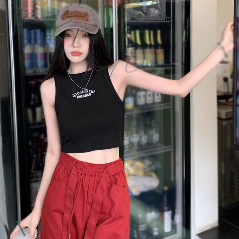 Women's Temperament Slim Tank Top With Chest Pad  Girly Round Neck Letter Embroidery Sleeveless Casual Sport Crop Top