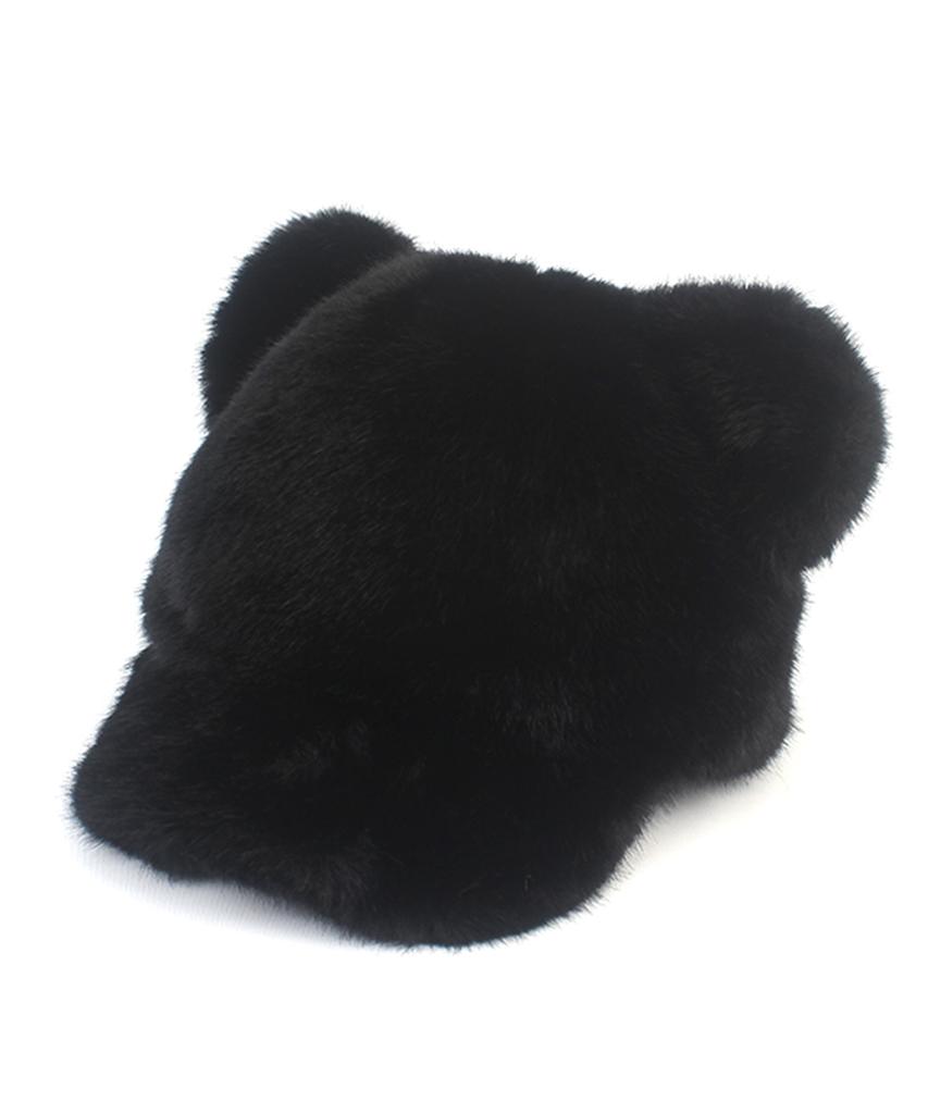 Yunibeosyeolkemiseuteuli Bear Black Fur Ballcap