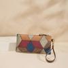 Trendige Retro Kleine Quadratische Tasche: Vielseitige Damen-Reißverschluss-Clutch mit Colorblock-Design.