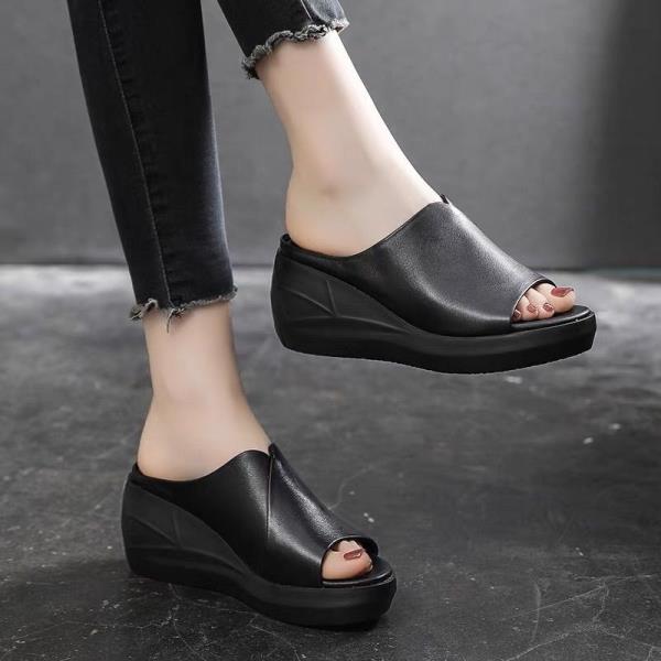 Fashion Shoes Ladies' Slippers Rubber Flip Flops Low On A Wedge Platform Peep Toe Slipers Women Luxury Slides Hawaiian Soft 2025