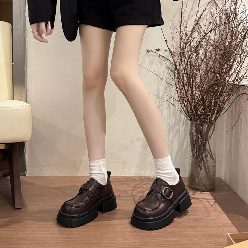 Großer Kopf und dicke Sohle erhöhend kleine Lederschuhe Damen 2025 Herbst neue vielseitige Pendler-Damenschuhe Britischer Stil jk Loafer Einzelschuhe