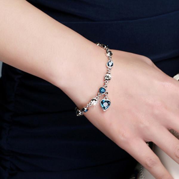 Breloc cu zirconiu cubic în formă de inimă agățat cu brățară colorată din oțel inoxidabil cu zirconiu cubic pentru femei