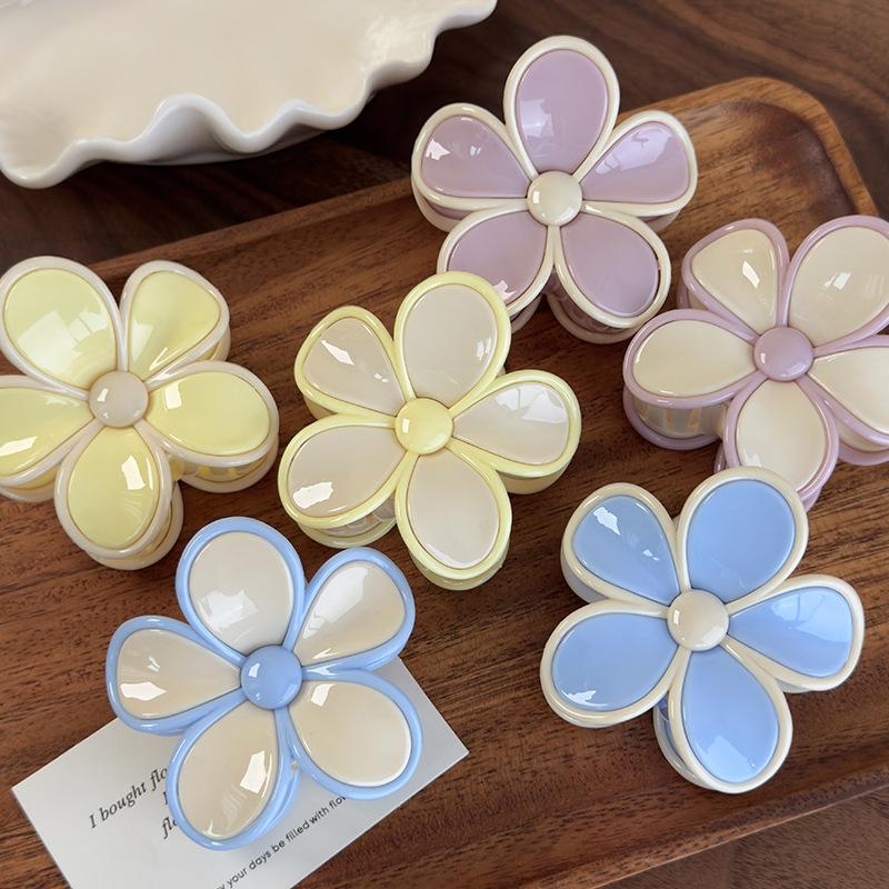Summer Cream Color Flower Hair Claw For Woman Girl Sweet HairClip Plastics Hairpin Crab Barrette Female Fashion Hair Accessories