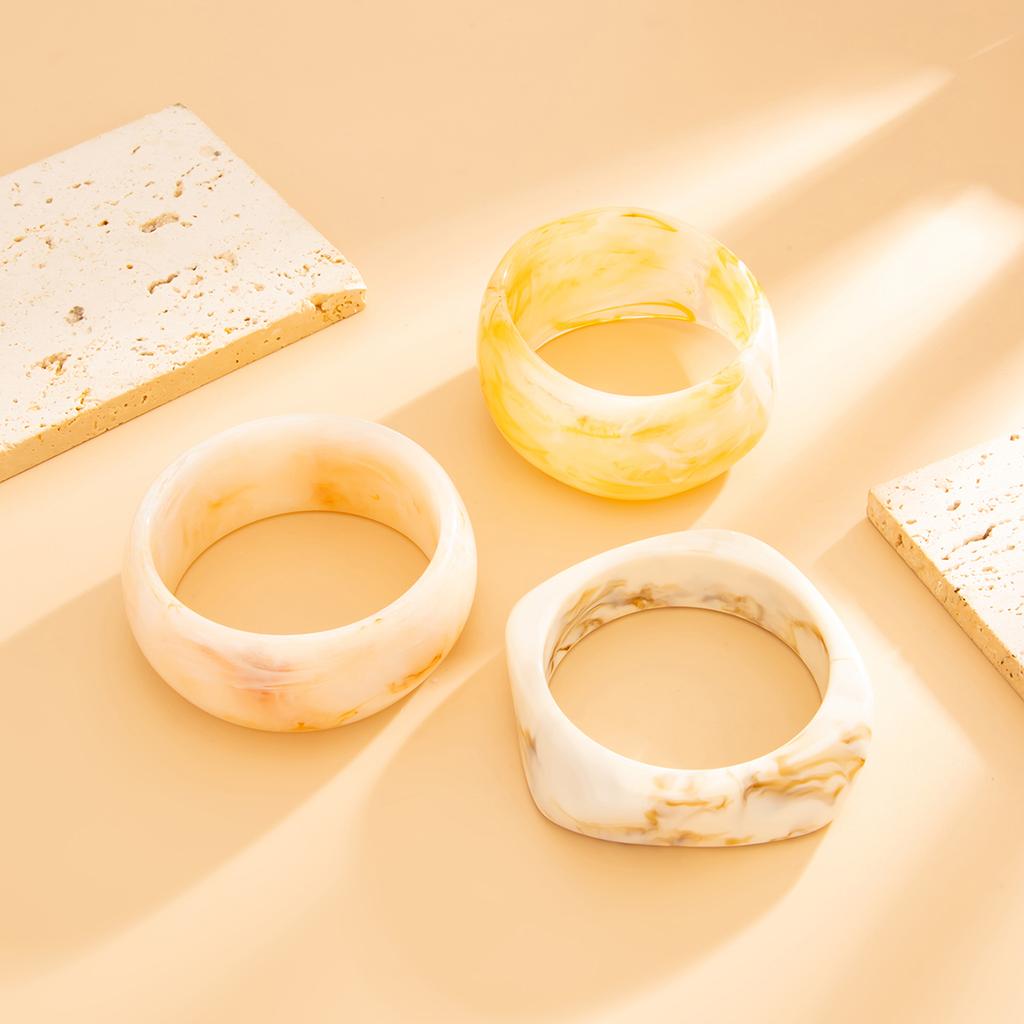 Ingemark 3 Styles Elegant Beige Resin Bangle for Women on Hand New Fashion Statement Boho Charm Bracelets Daily Jewelry Gift