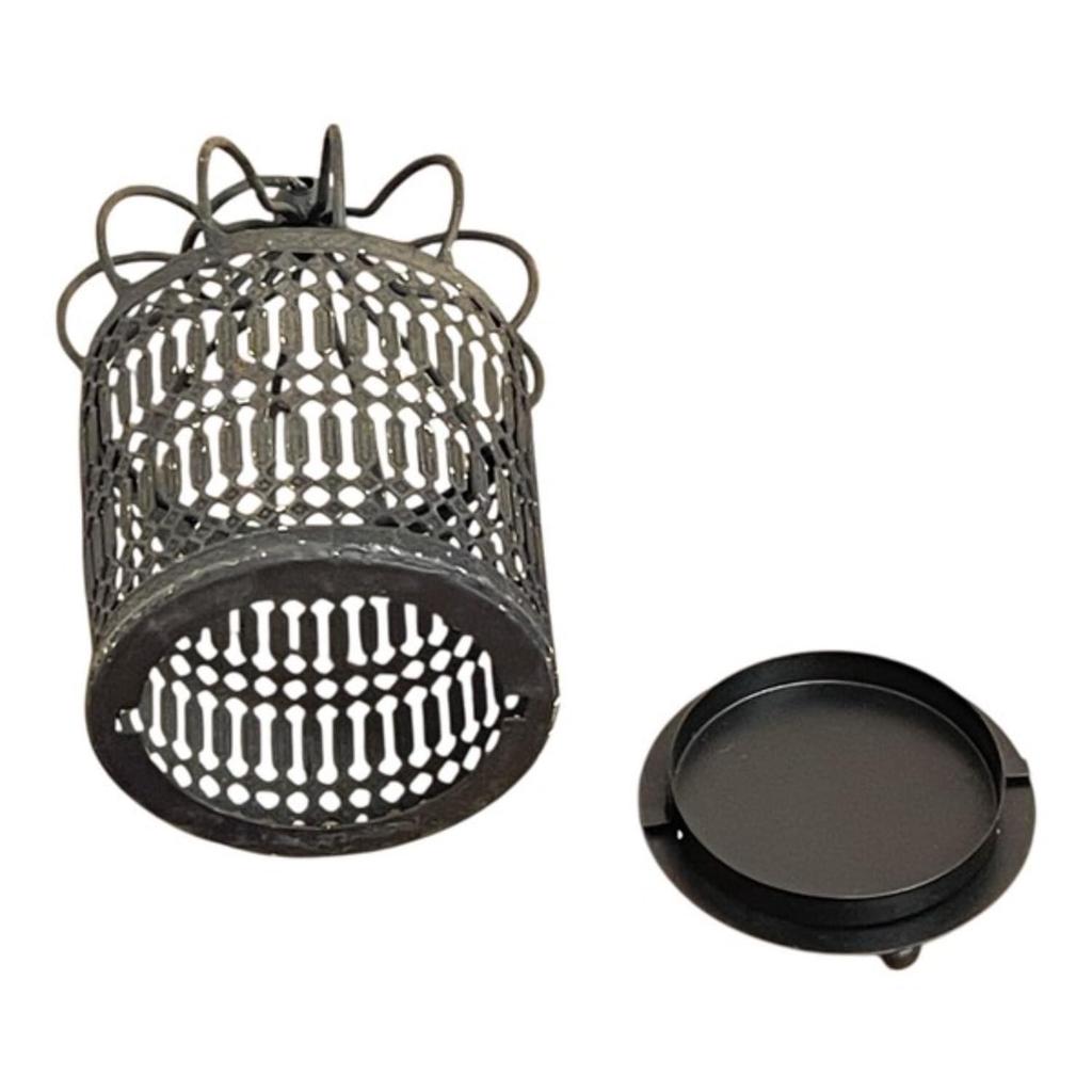 Vivienne Stand 19 x 15 x Iron Antique Style Candlestick (Vivienne Westwood) [Candle 40.5cm (Height) Black] 54601CS-BK
