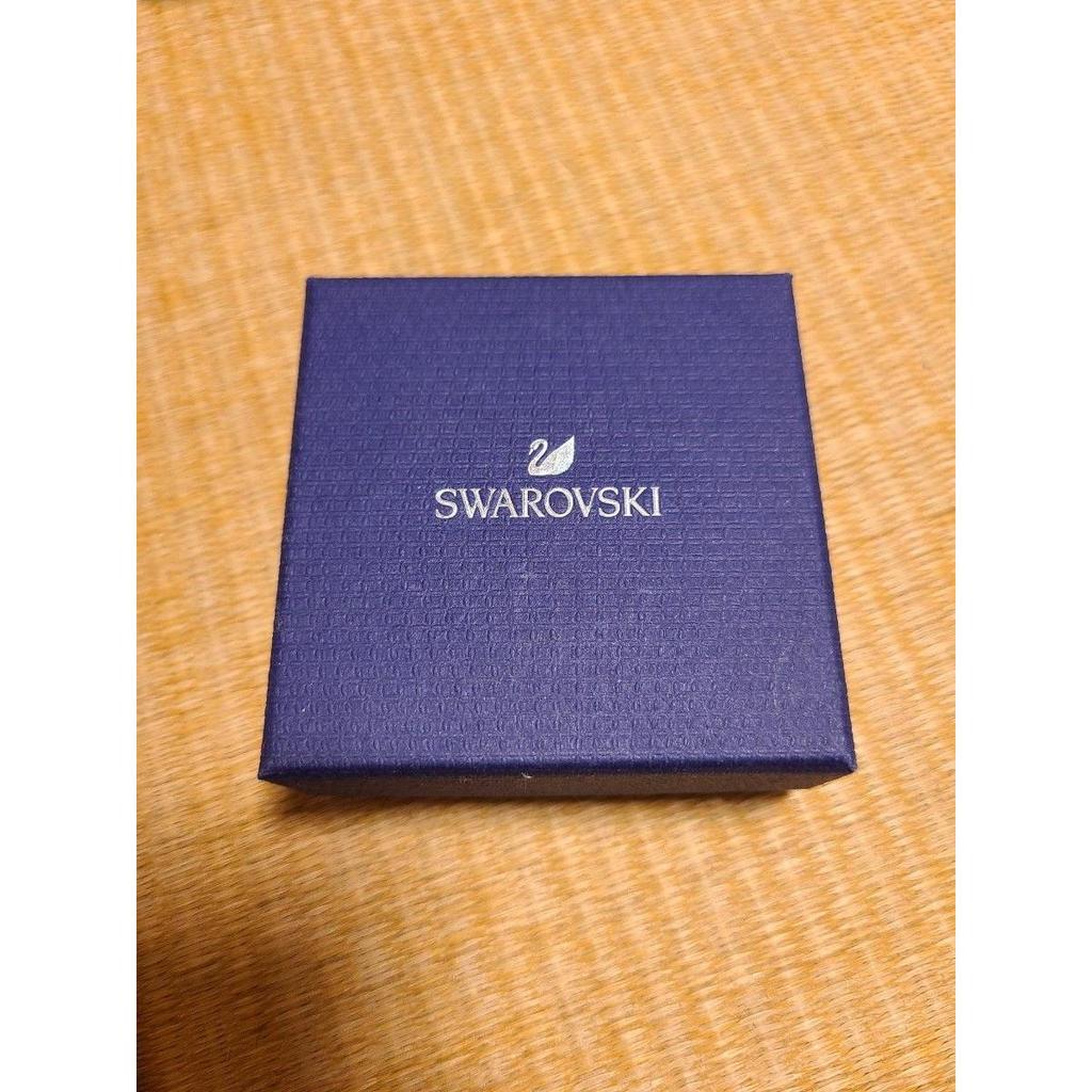 Used SWAROVSKI Attract Square Necklace