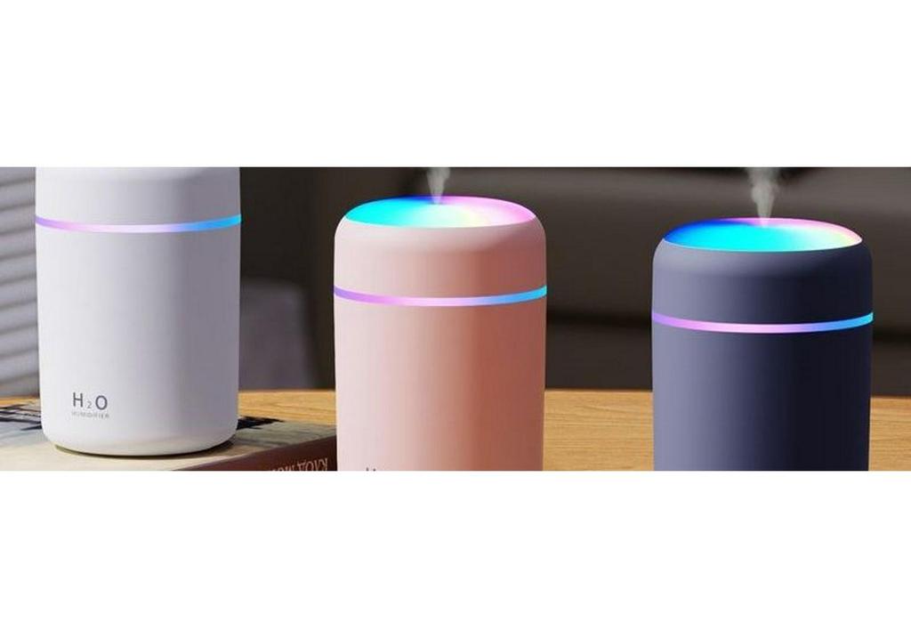 USB-Powered Silent Mini Humidifier for Home and Bedroom, Large Mist Volume, Air-Conditioned Room Aromatherapy Device.