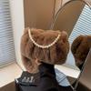 Luxury Faux Fur Underarm Bag Pearl Chain Plush Handbag Fashi Winter Shoulder Bag With Soft Fluffy Pleat Elegant Commuter Bag