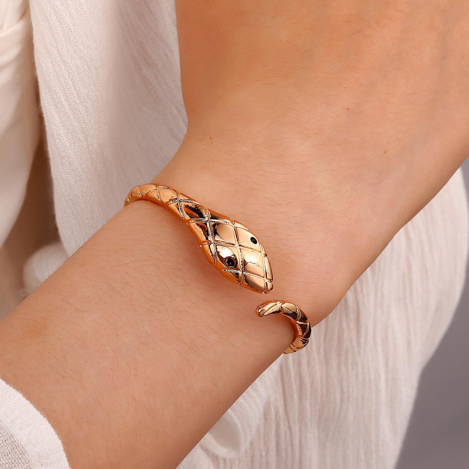 

Регулируемый браслет и кольцо в стиле европейском и американском стиле с дизайном змеи для мужчин и женщин