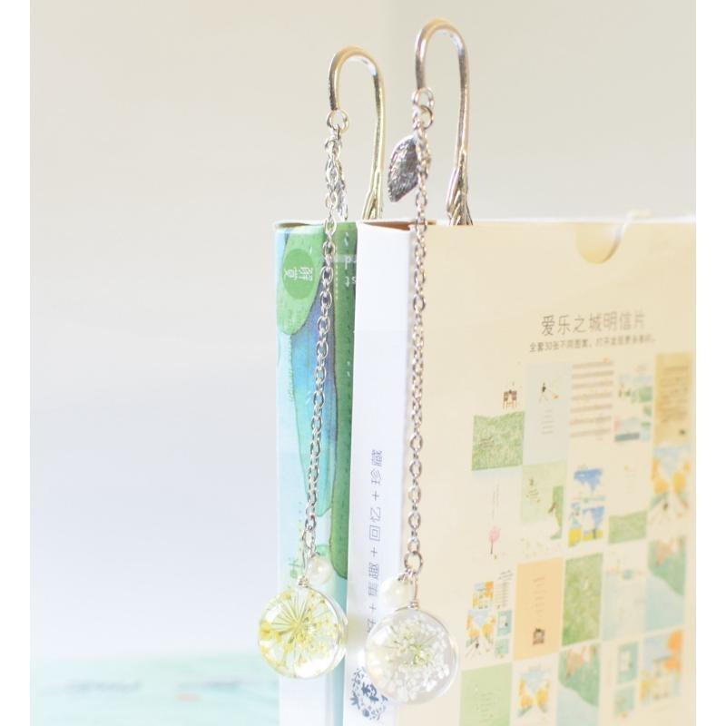 2Pcs Creative Flower Specimens Bookmark Pendant Metal Book Mark Student Stationery School Office Supply